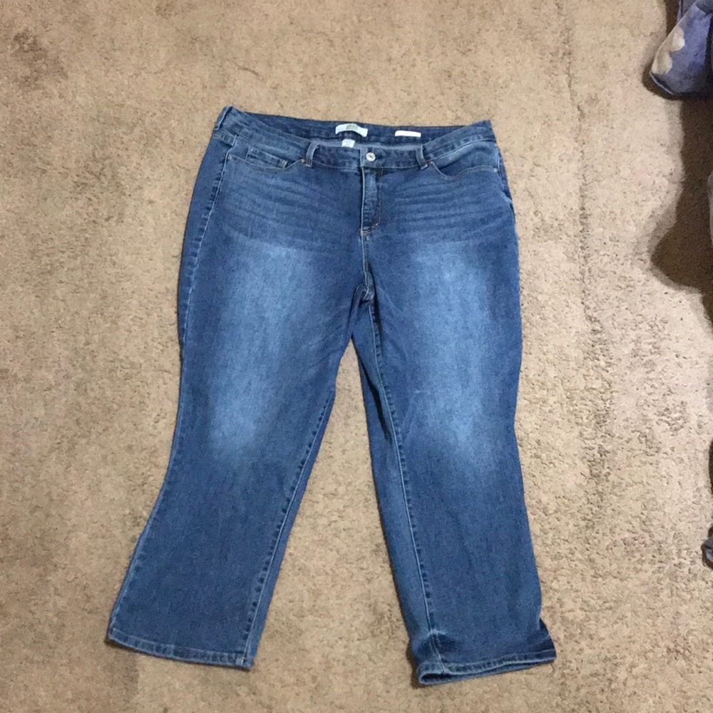 Midwash Capri jeans